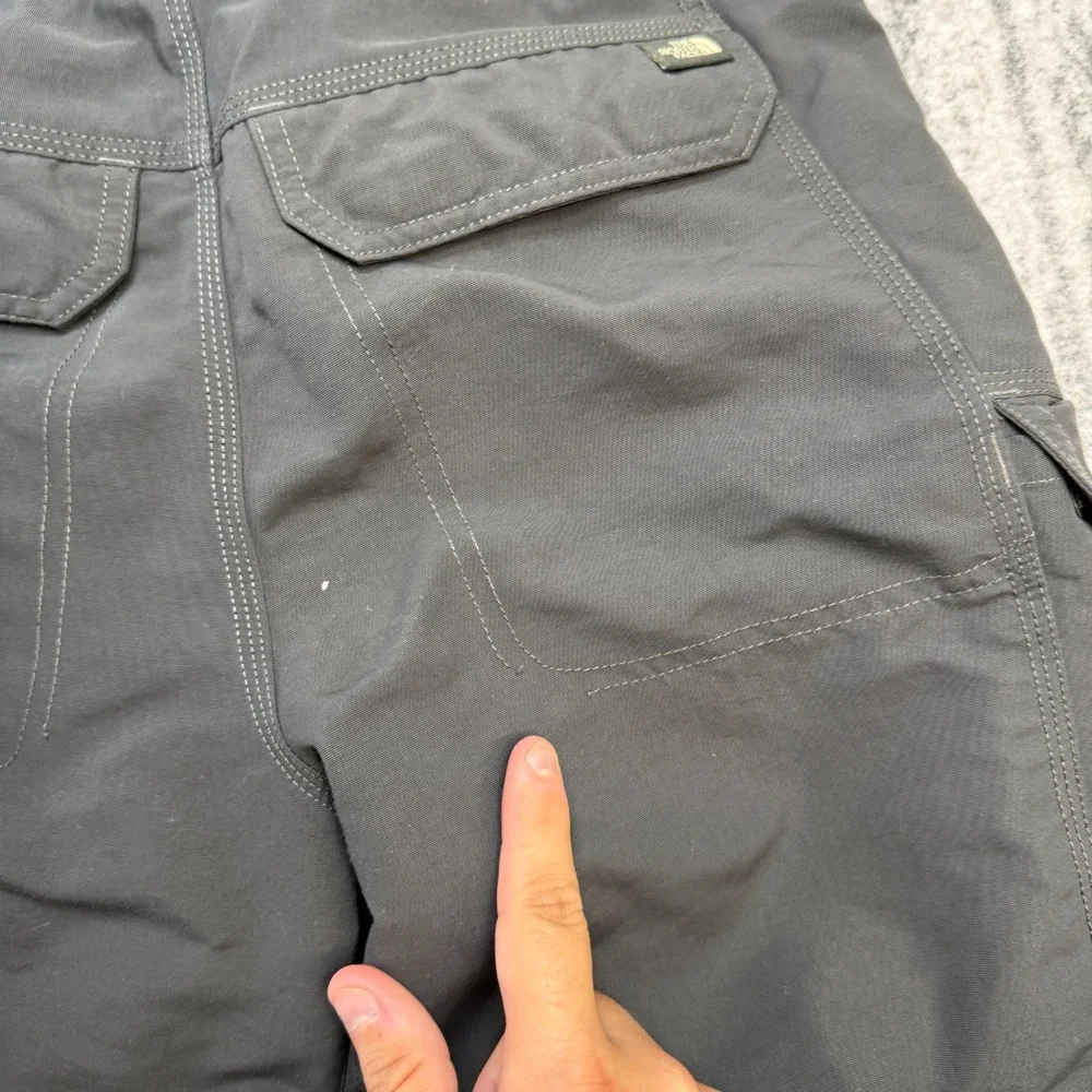 The North Face Pants Mens Small Gray Convertible Cargo Belted Hiking Climbing